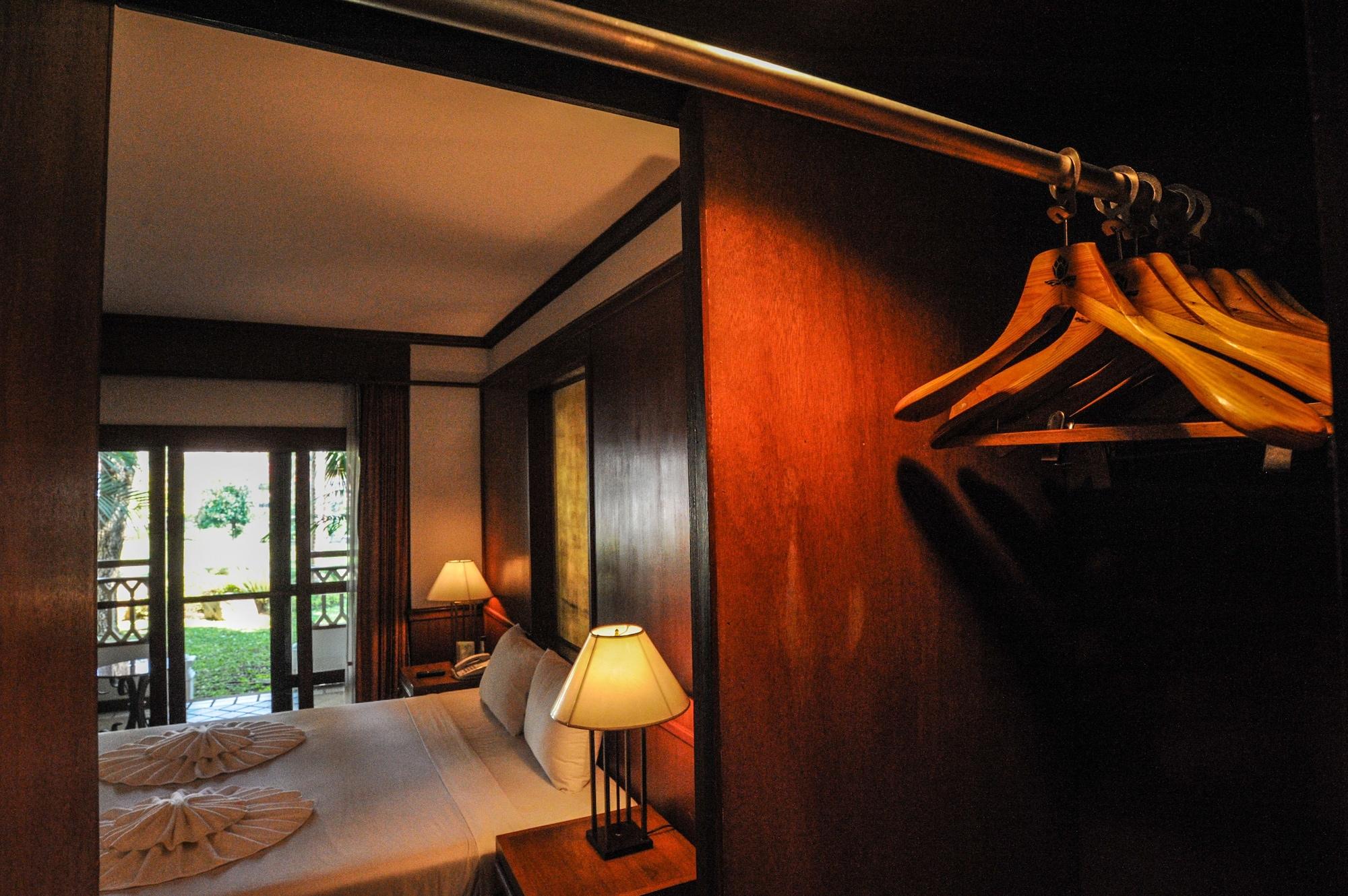 Suan Bua Hotel&Resort Ban Pong  Exterior foto