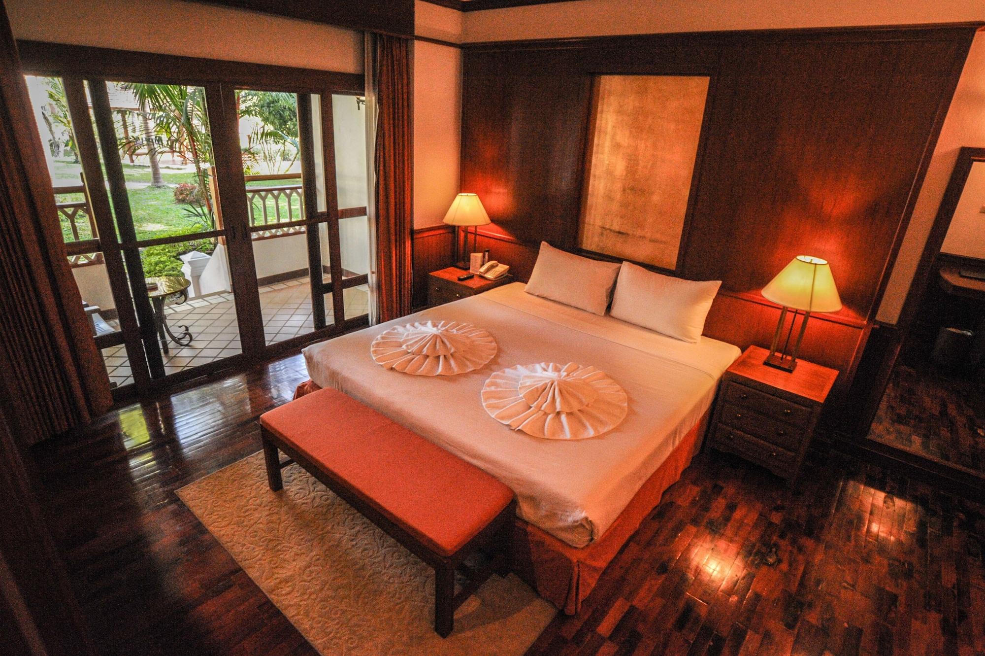 Suan Bua Hotel&Resort Ban Pong  Exterior foto
