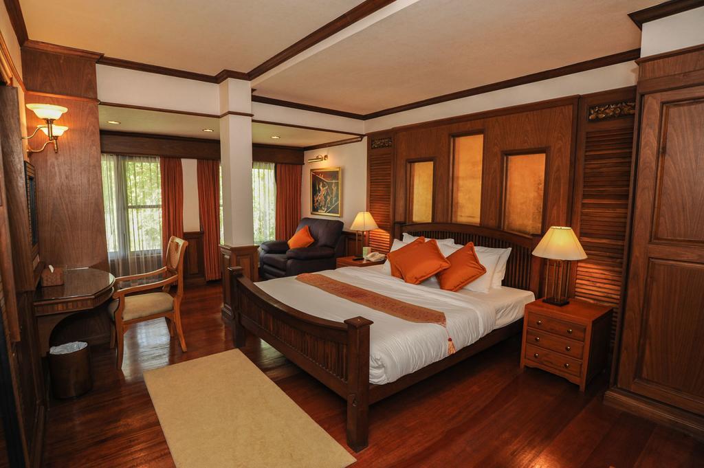 Suan Bua Hotel&Resort Ban Pong  Exterior foto