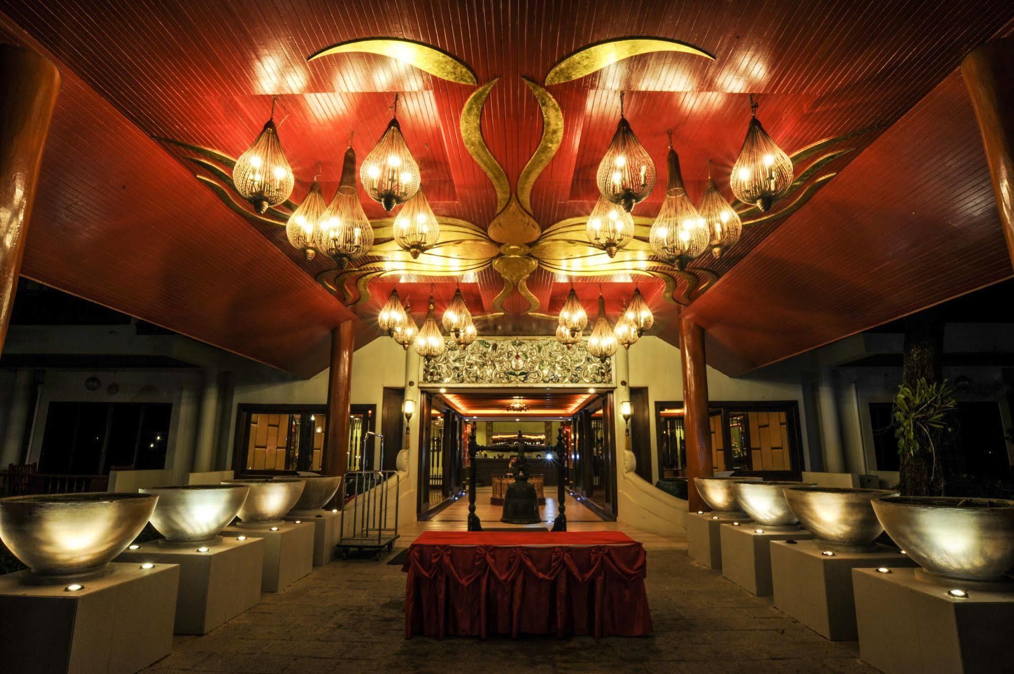 Suan Bua Hotel&Resort Ban Pong  Exterior foto