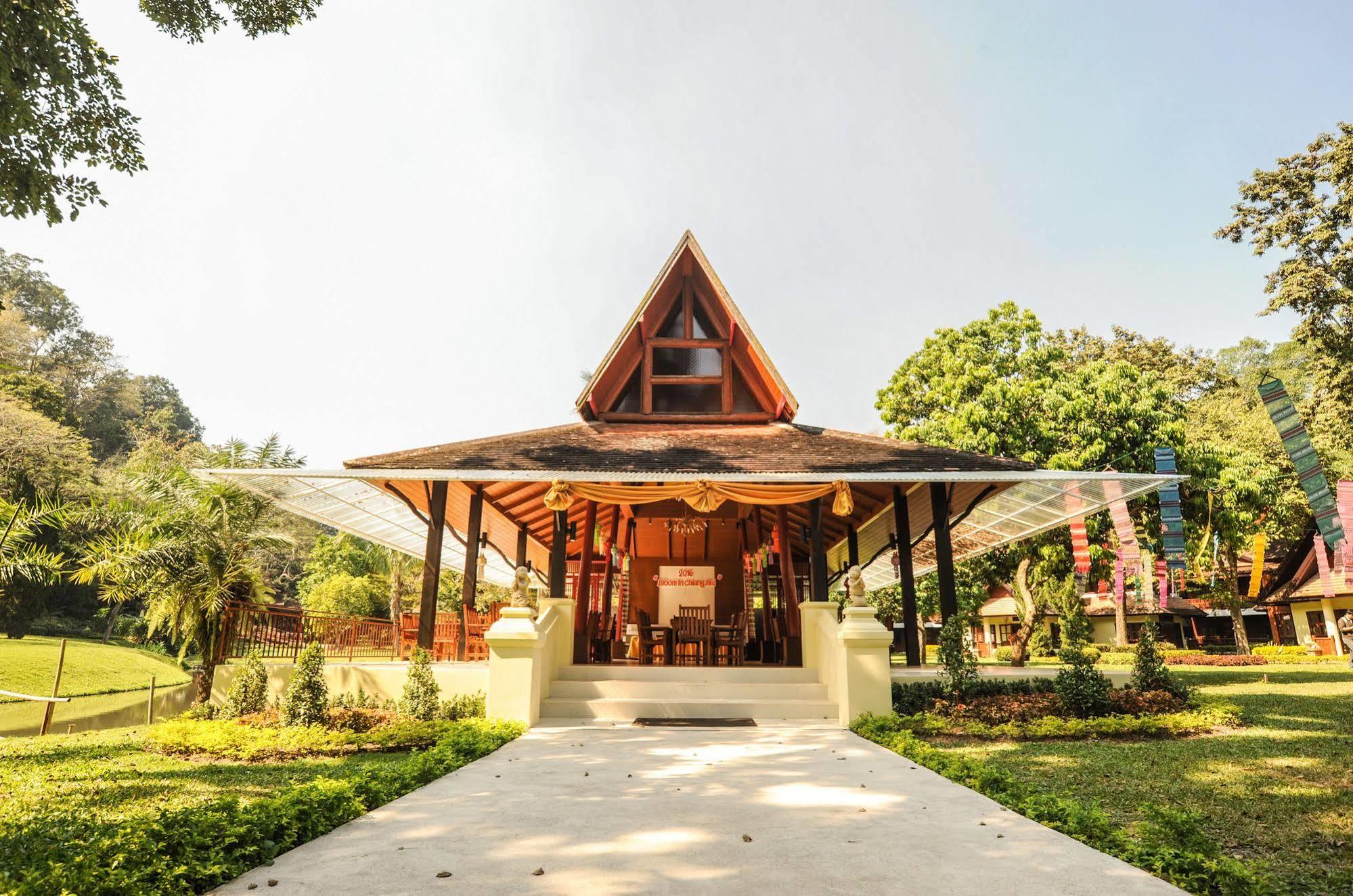 Suan Bua Hotel&Resort Ban Pong  Exterior foto